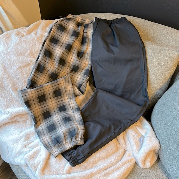 Split Pattern Pants - Picture 1 of 3
